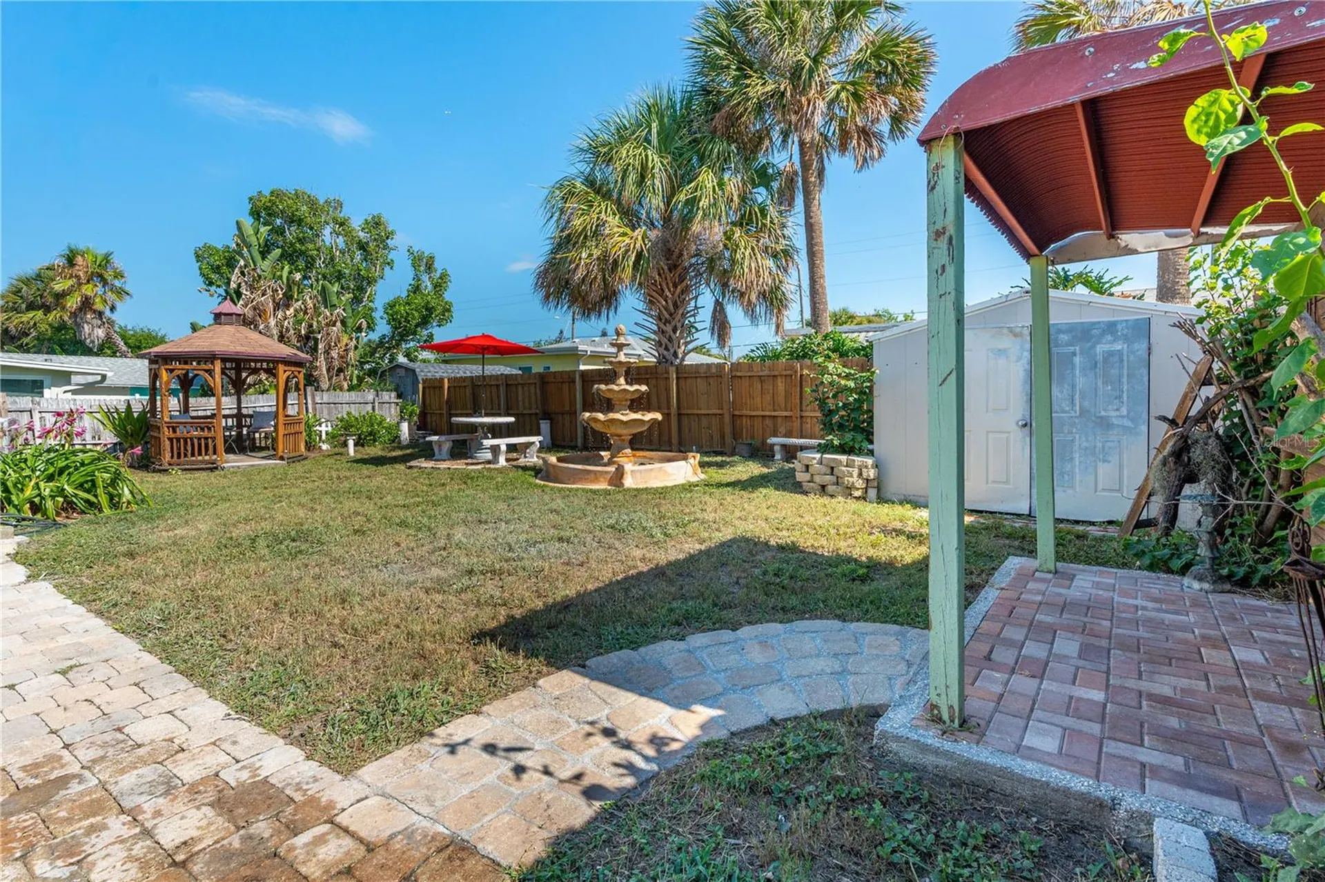 129 Rosalyn Avenue Daytona Beach FL 32118