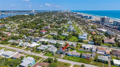 129 Rosalyn Avenue Daytona Beach FL 32118