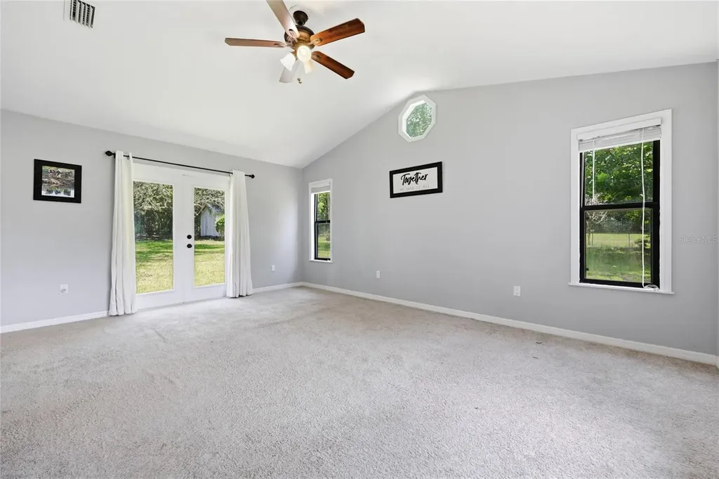 22929 E County Road 1474 Hawthorne FL 32640
