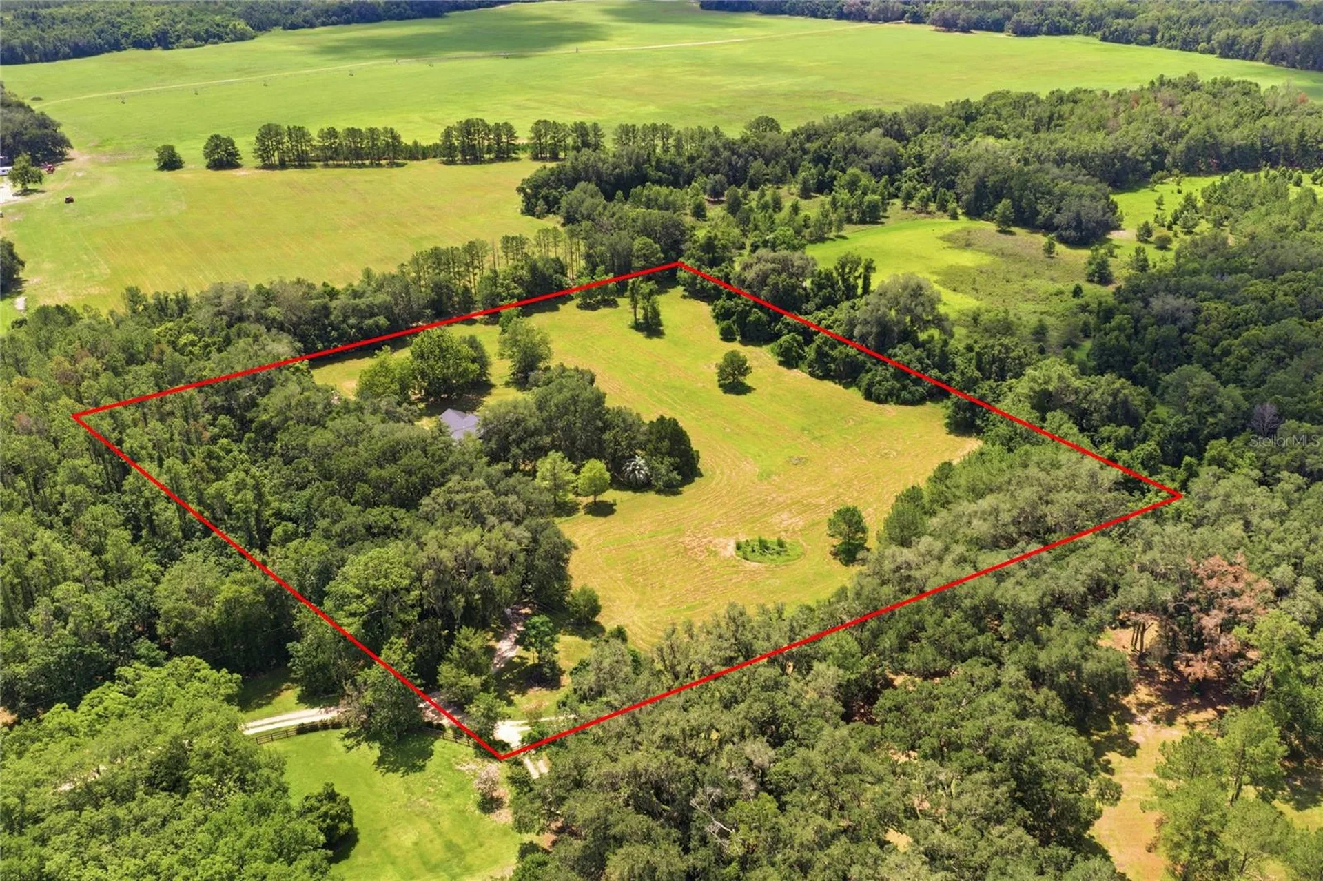 22929 E County Road 1474 Hawthorne FL 32640