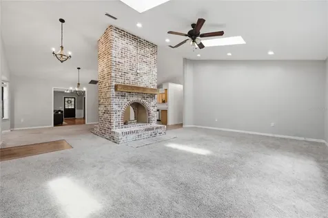 22929 E County Road 1474 Hawthorne FL 32640