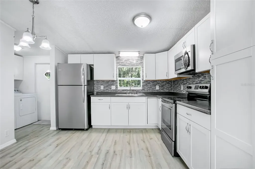 1808 N 6th Street Orlando FL 32820