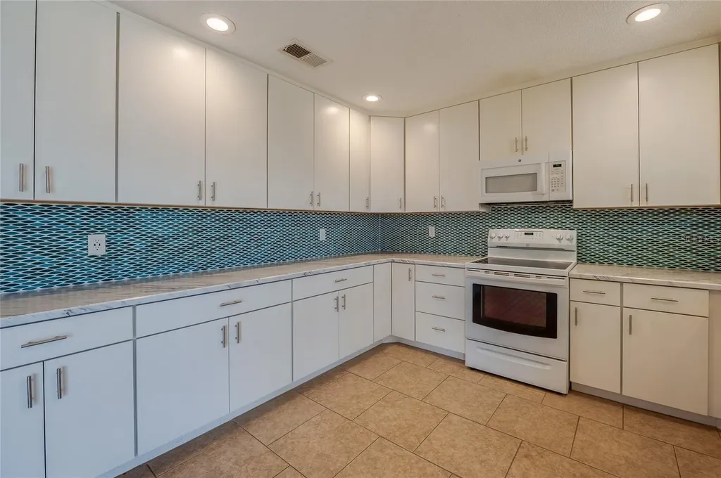 132 Dawn Drive Ormond Beach FL 32176