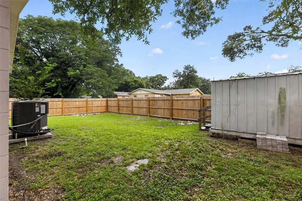 5124 Chilkoot Street Tampa FL 33617
