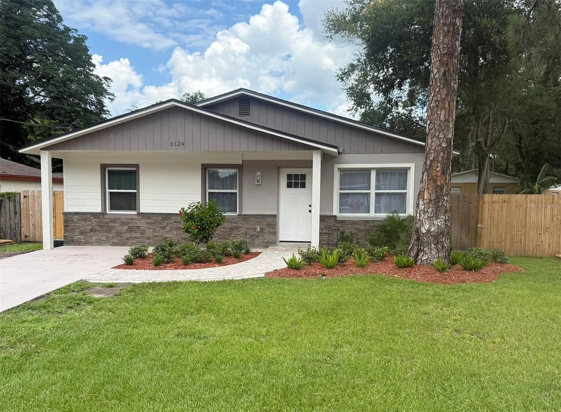 5124 Chilkoot Street Tampa FL 33617