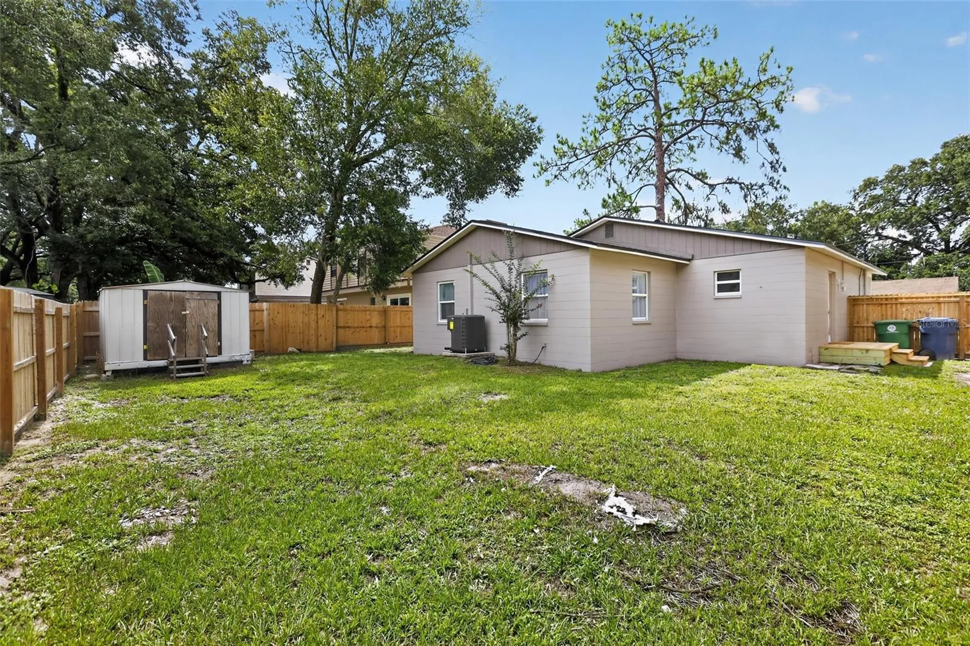 5124 Chilkoot Street Tampa FL 33617