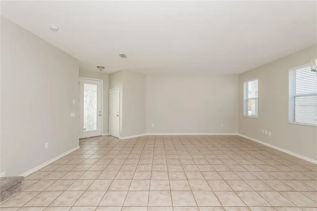 12125 Fox Bloom Avenue Gibsonton FL 33534