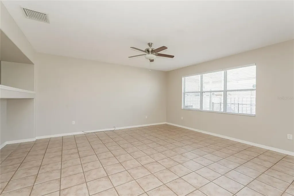 12125 Fox Bloom Avenue Gibsonton FL 33534