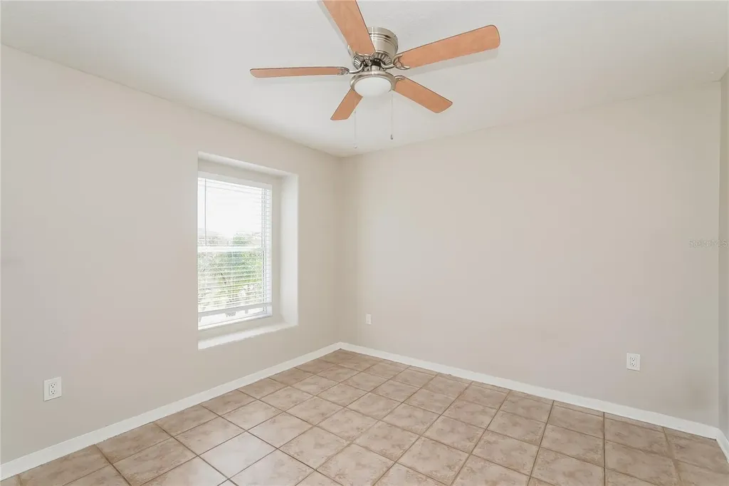 12125 Fox Bloom Avenue Gibsonton FL 33534