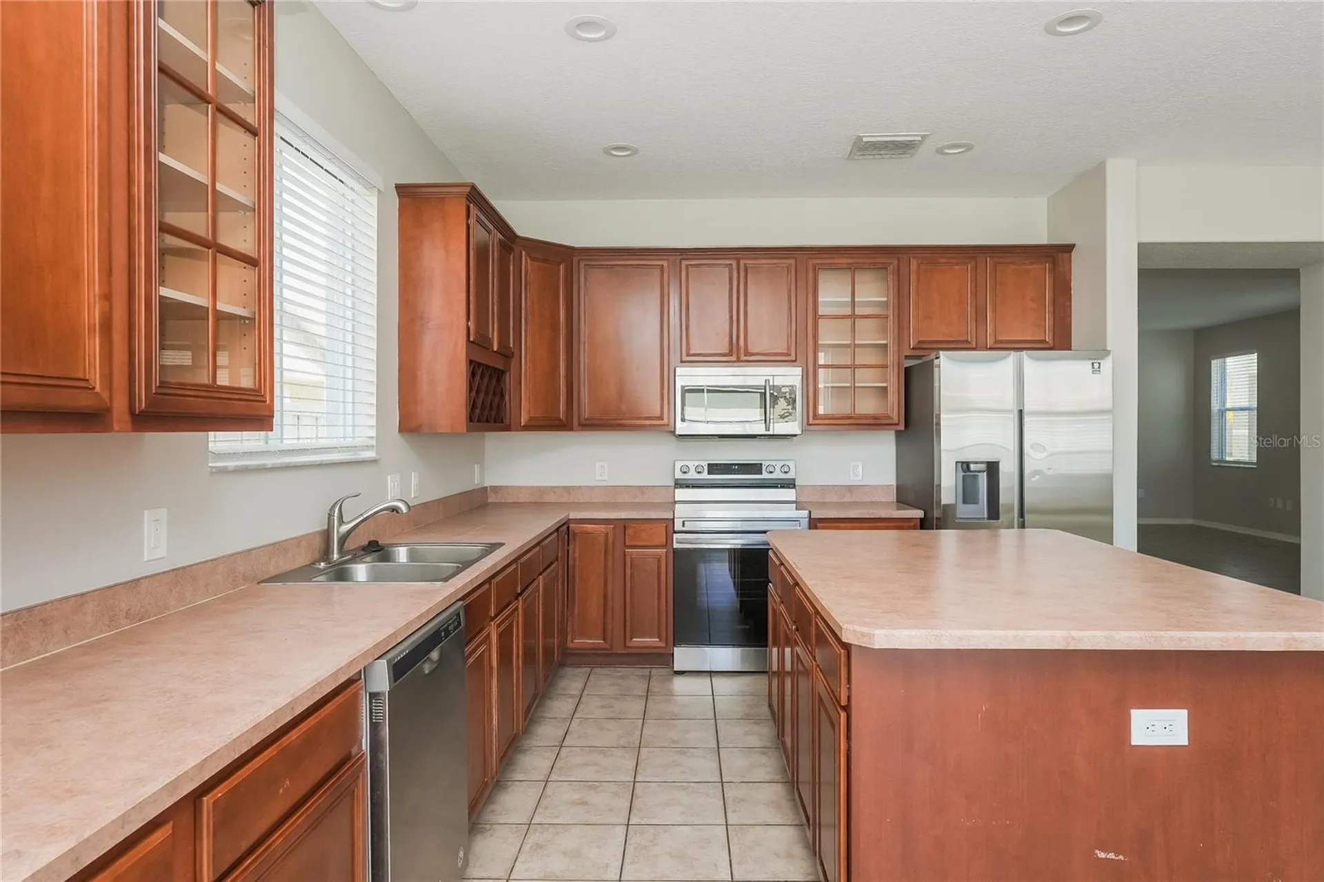 12125 Fox Bloom Avenue Gibsonton FL 33534