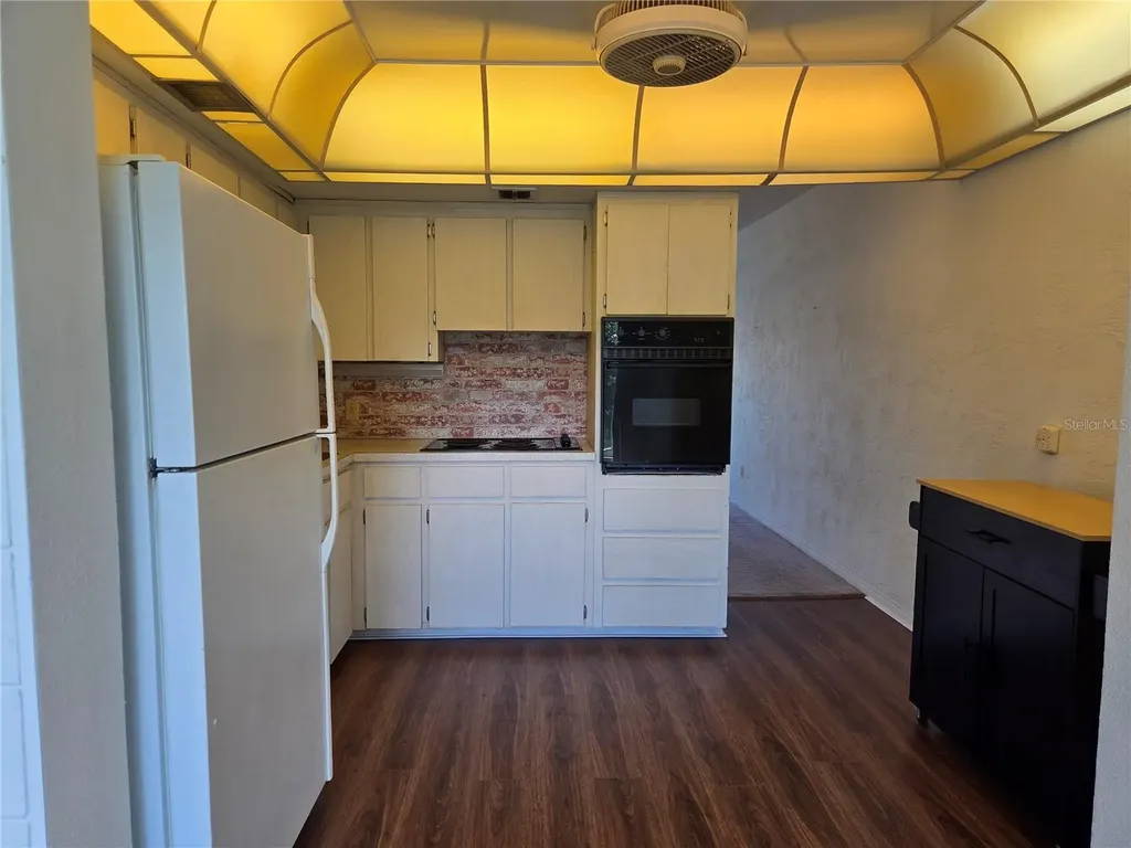 2454 Australia Way E Clearwater FL 33763