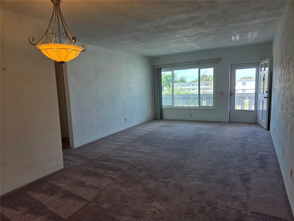 2454 Australia Way E Clearwater FL 33763