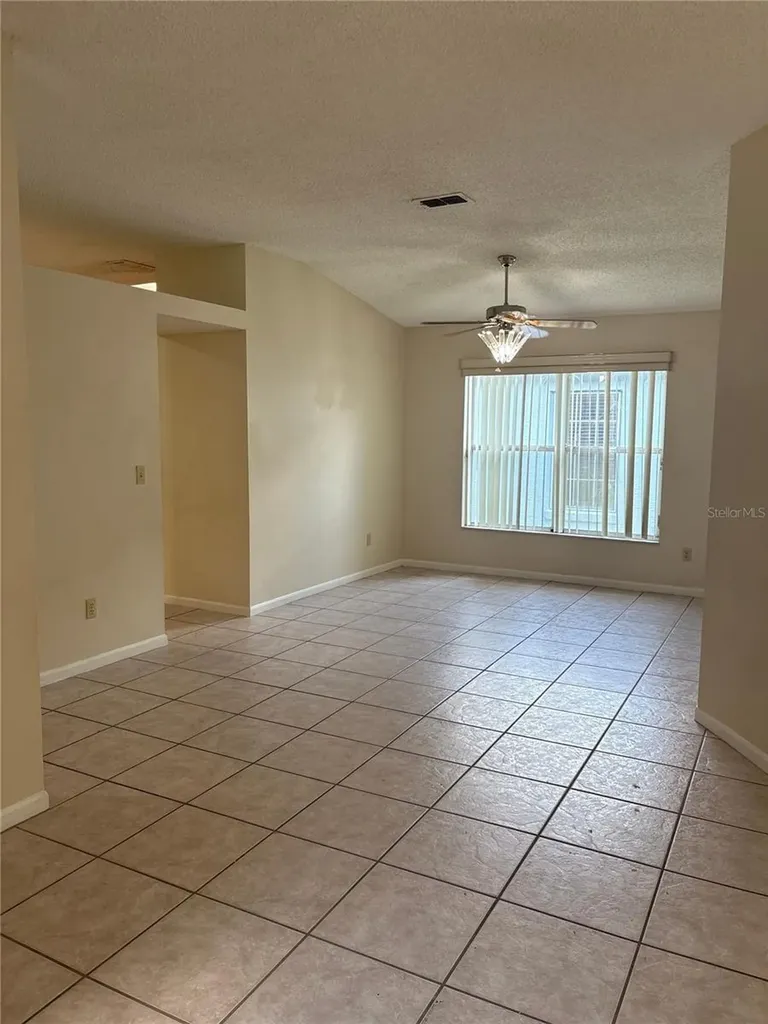 2861 Falling Tree Circle Orlando FL 32837