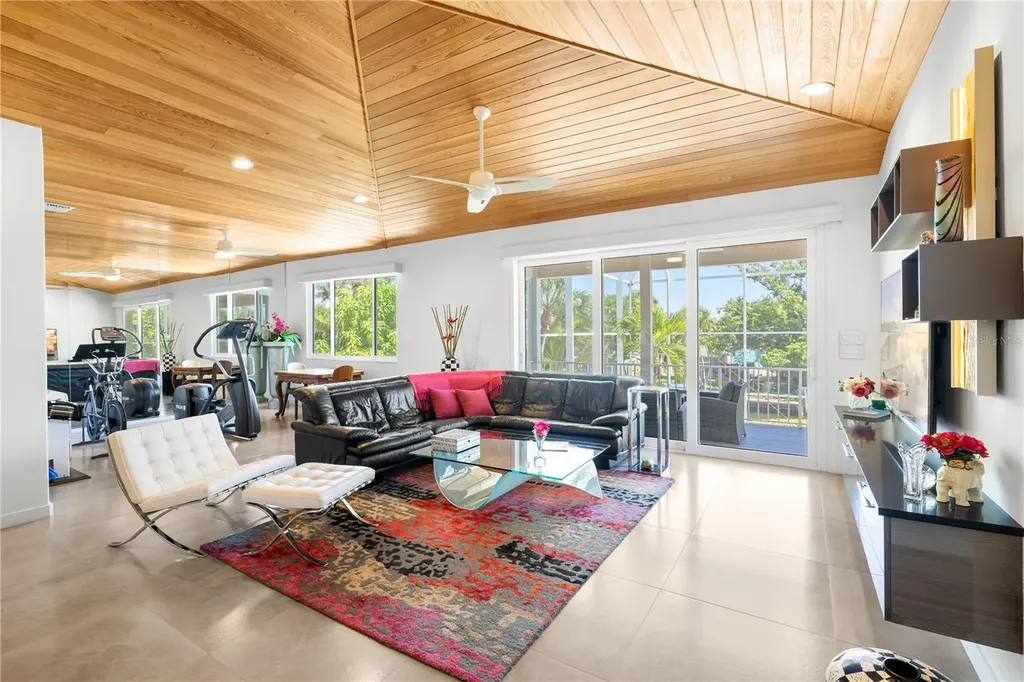 412 Treasure Boat Way Sarasota FL 34242