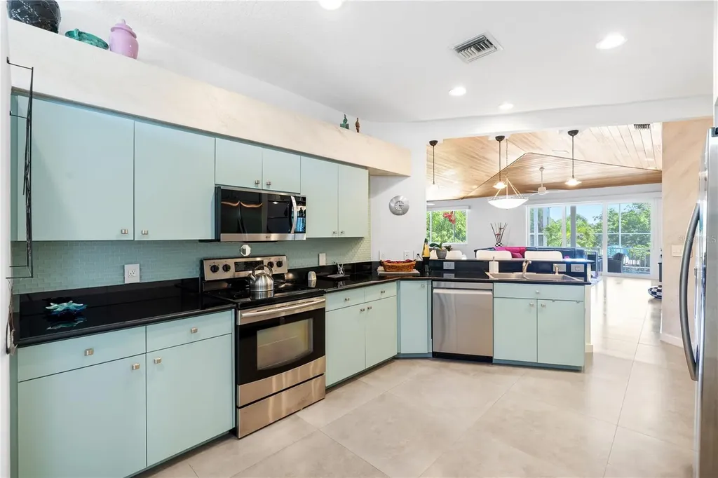 412 Treasure Boat Way Sarasota FL 34242