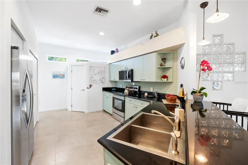 412 Treasure Boat Way Sarasota FL 34242