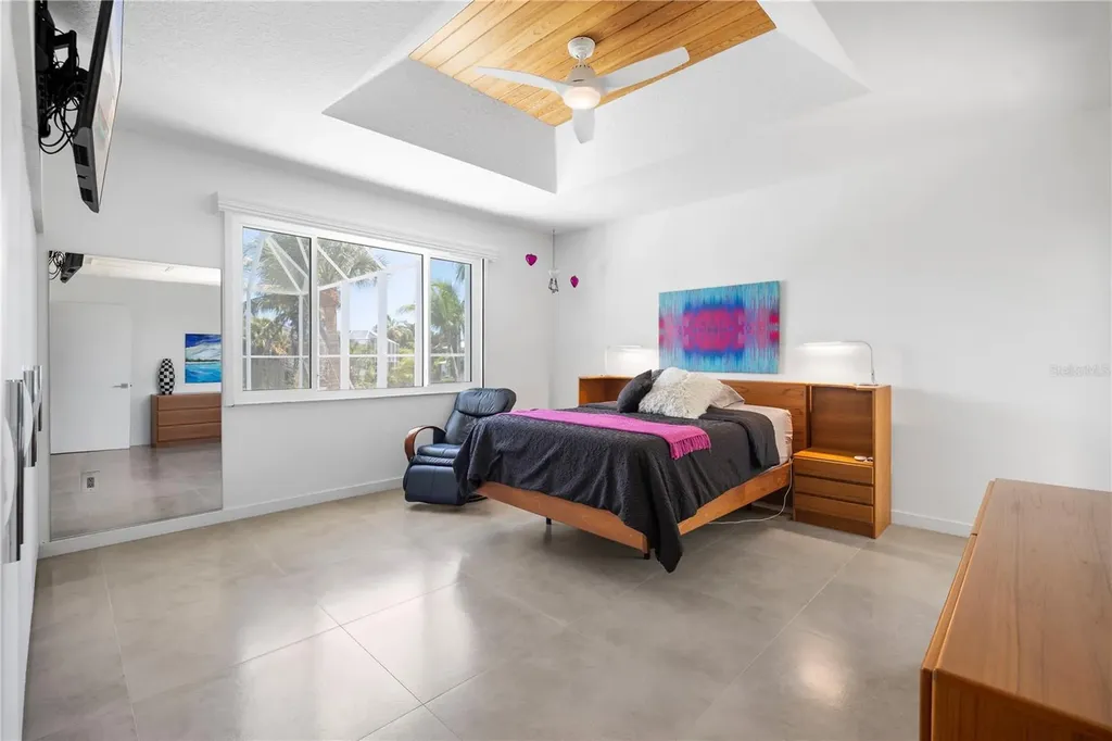 412 Treasure Boat Way Sarasota FL 34242