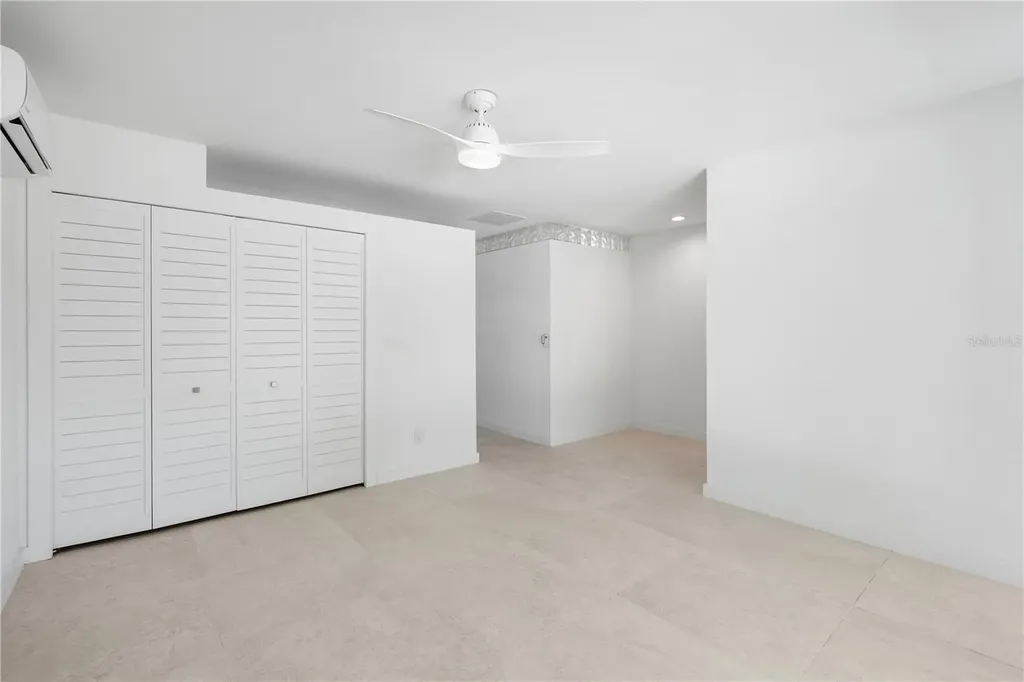412 Treasure Boat Way Sarasota FL 34242