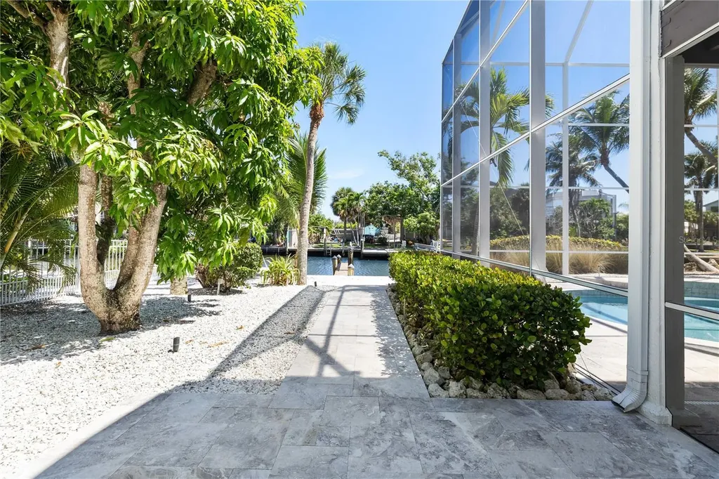 412 Treasure Boat Way Sarasota FL 34242