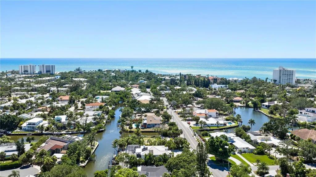 412 Treasure Boat Way Sarasota FL 34242