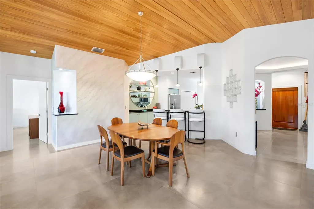 412 Treasure Boat Way Sarasota FL 34242