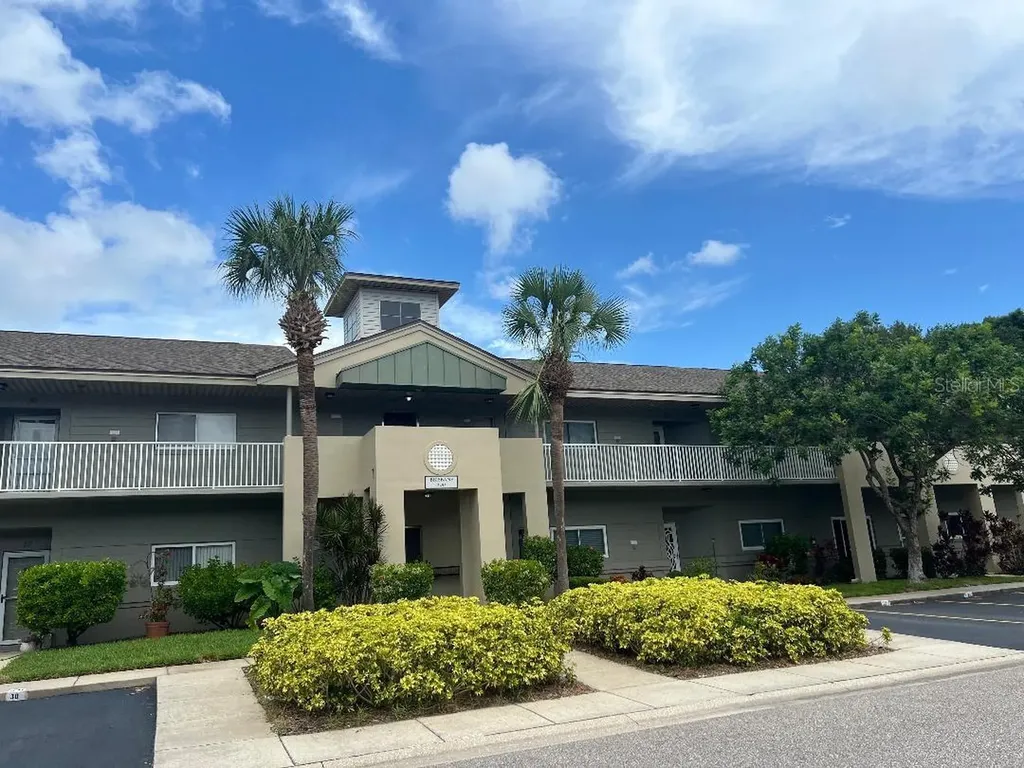 2294 Belgian Lane Clearwater FL 33763