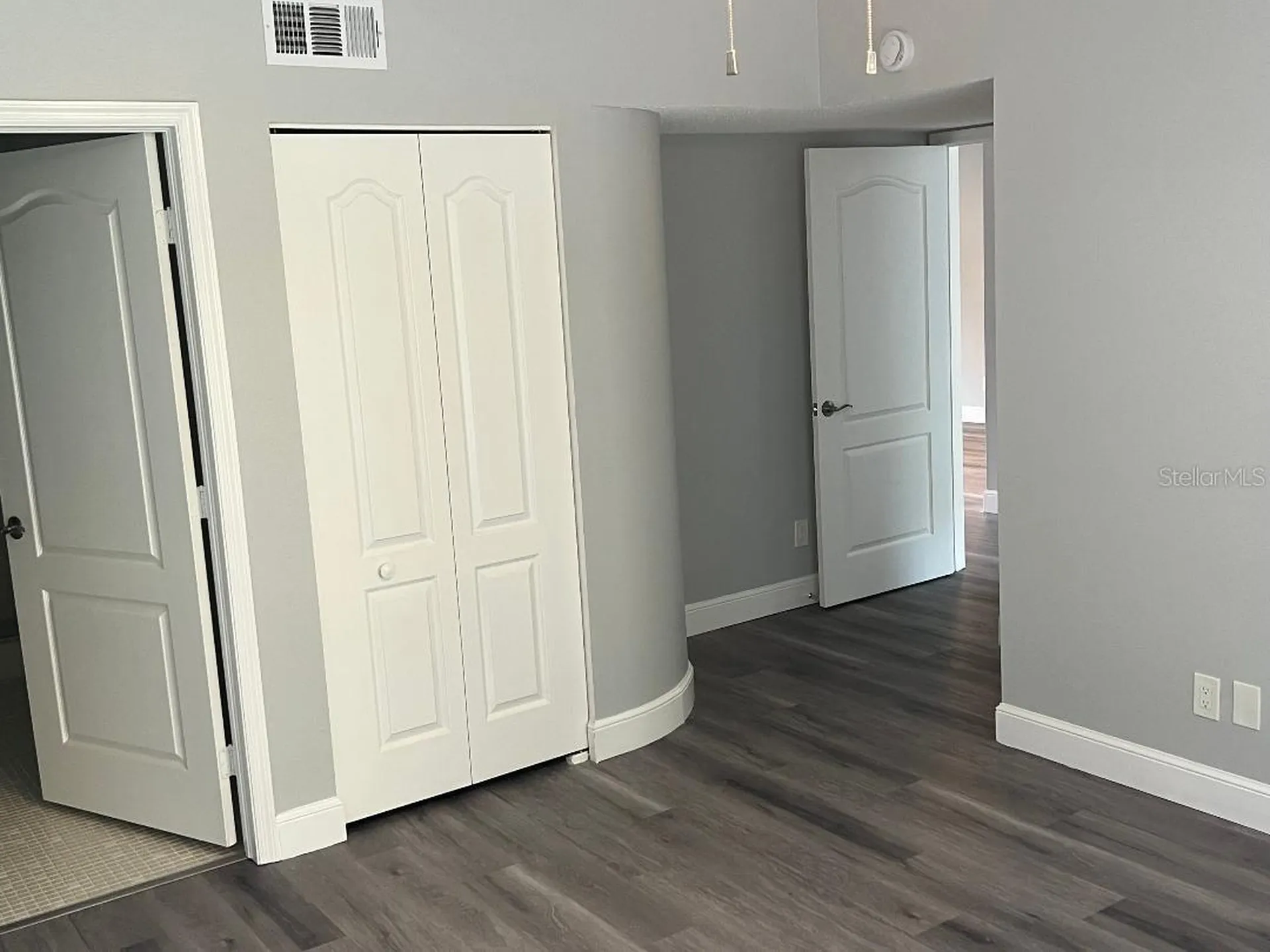 2294 Belgian Lane Clearwater FL 33763