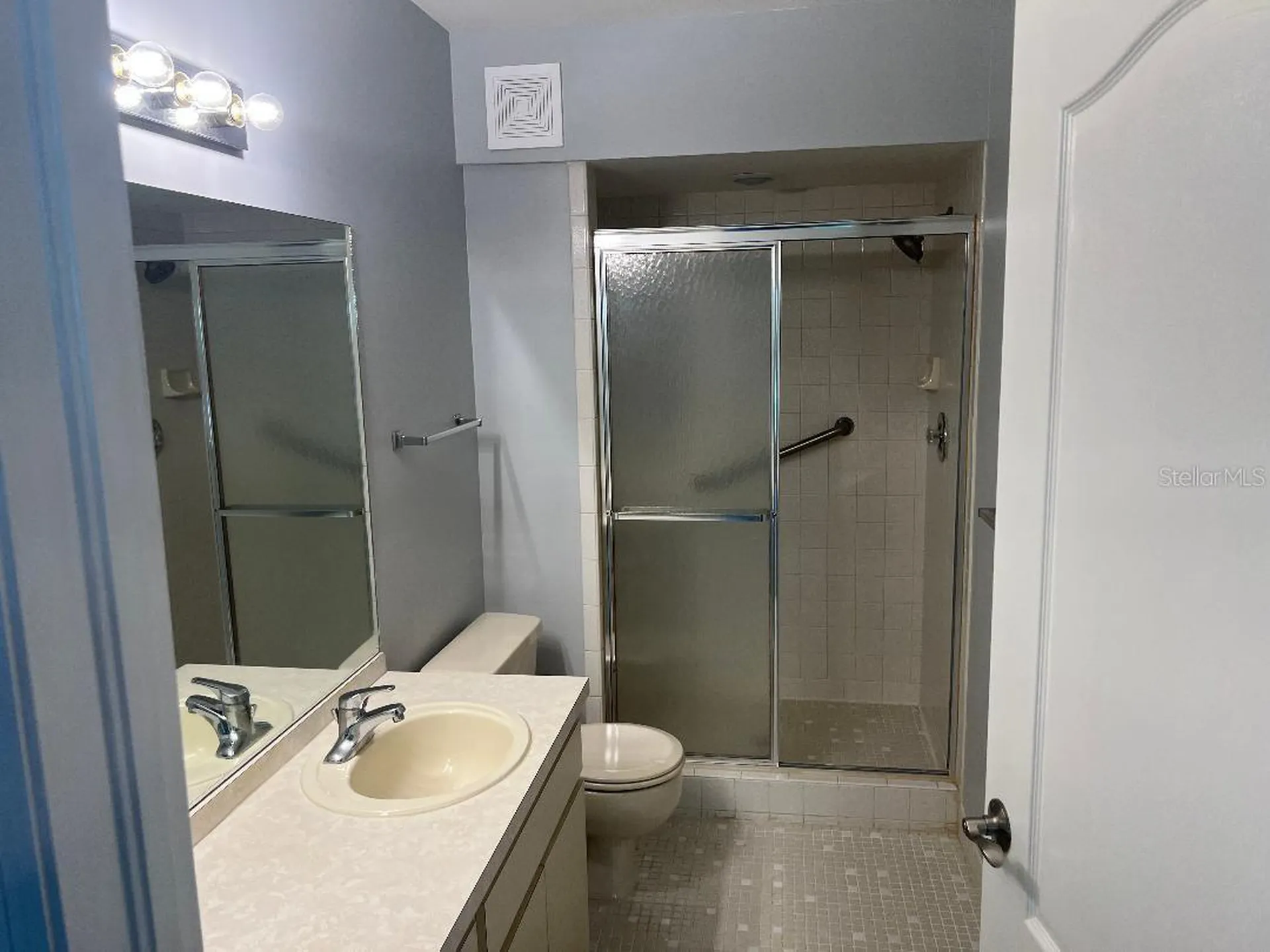2294 Belgian Lane Clearwater FL 33763