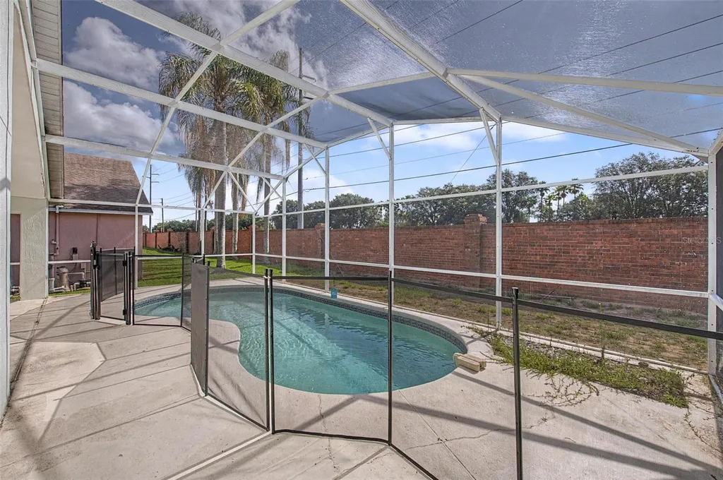421 Holborn Loop Davenport FL 33897
