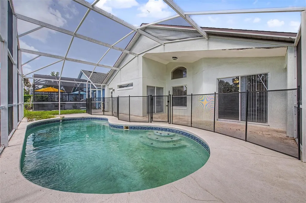 421 Holborn Loop Davenport FL 33897