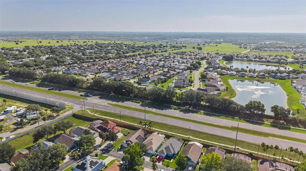 421 Holborn Loop Davenport FL 33897