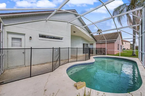421 Holborn Loop Davenport FL 33897