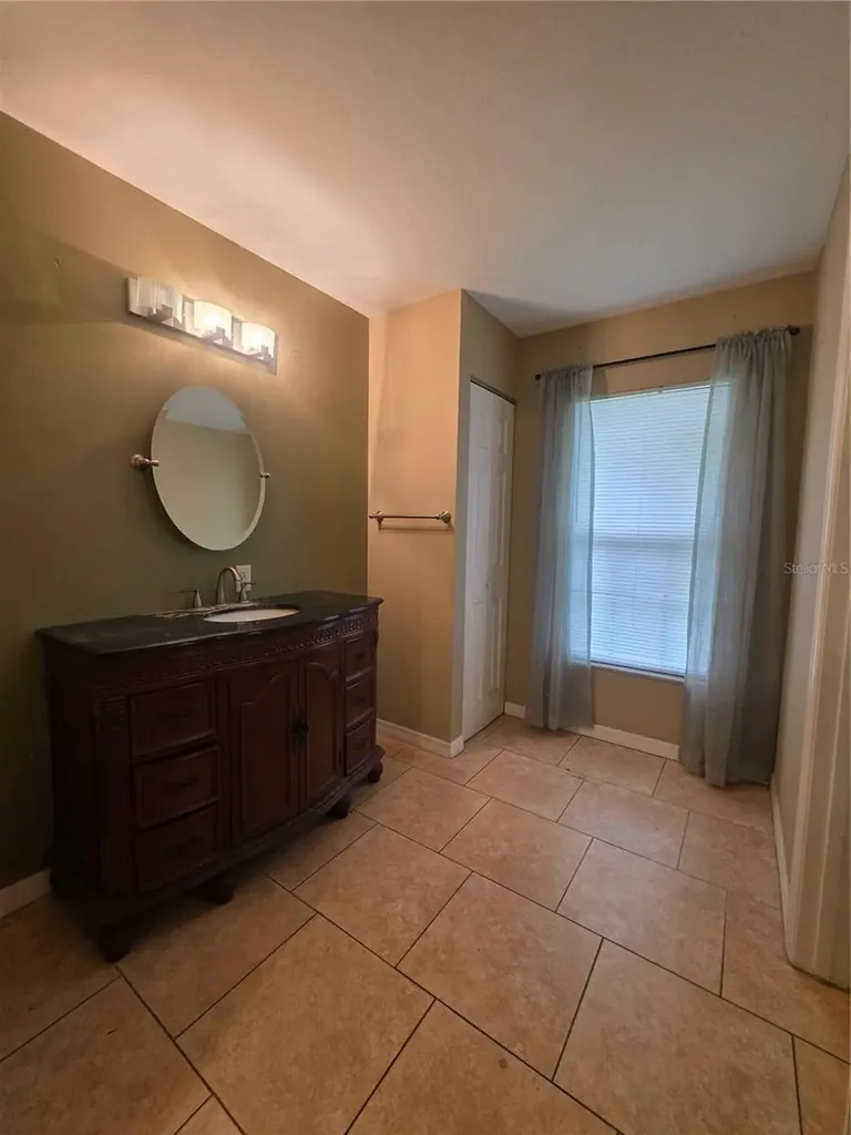 125 Oak Circle Ocala FL 34472