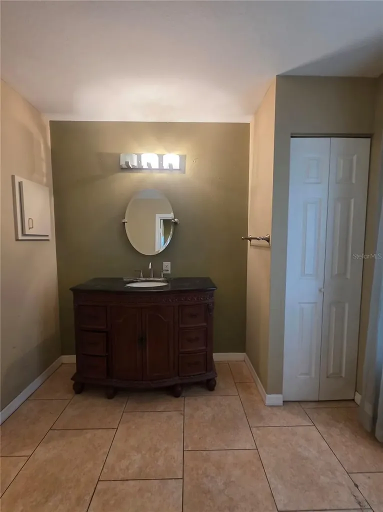 125 Oak Circle Ocala FL 34472