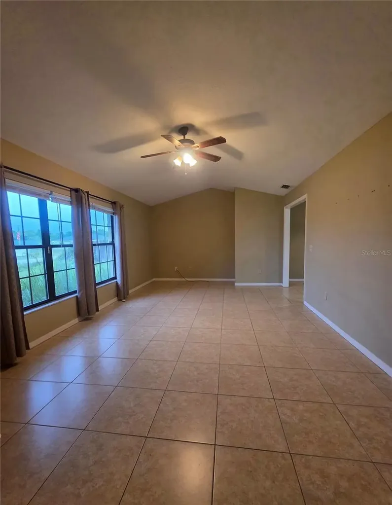125 Oak Circle Ocala FL 34472