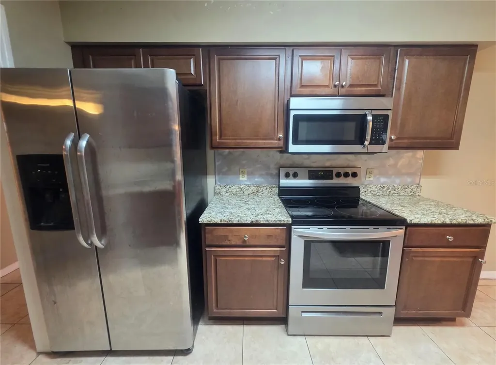 125 Oak Circle Ocala FL 34472