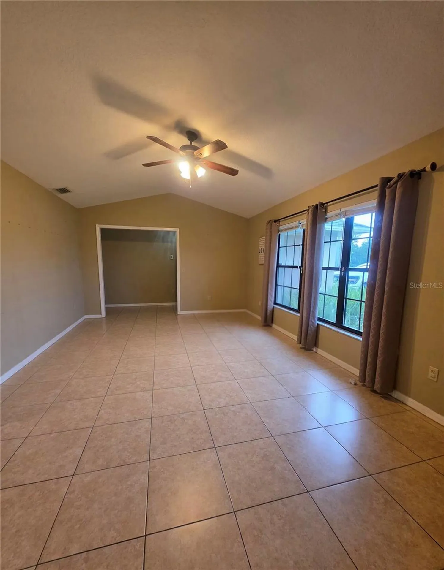 125 Oak Circle Ocala FL 34472