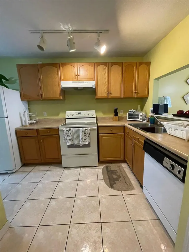 3004 Jon Jon Court Orlando FL 32822