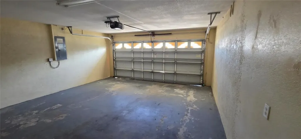 6807 E North Bay Street Tampa FL 33610