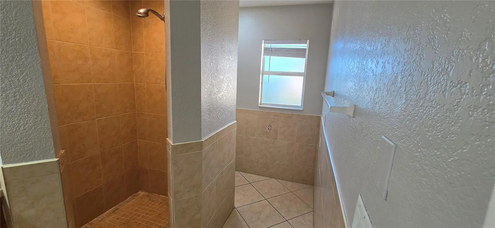 6807 E North Bay Street Tampa FL 33610
