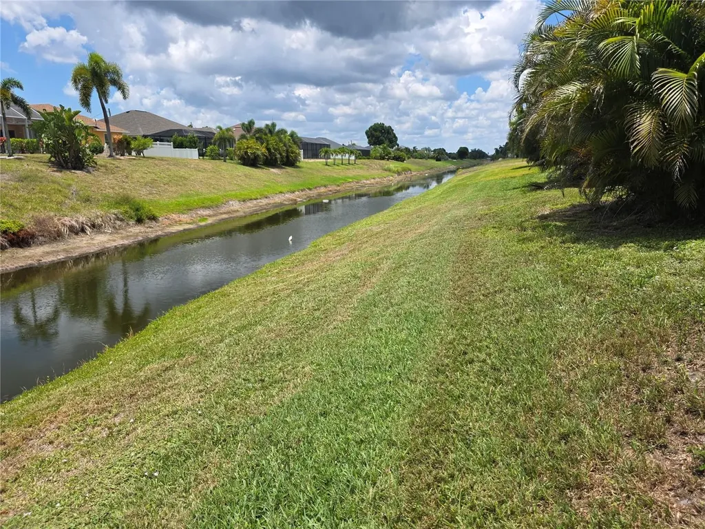 95 Sportsman Road Rotonda West FL 33947