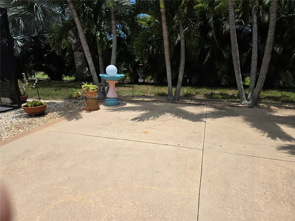 95 Sportsman Road Rotonda West FL 33947