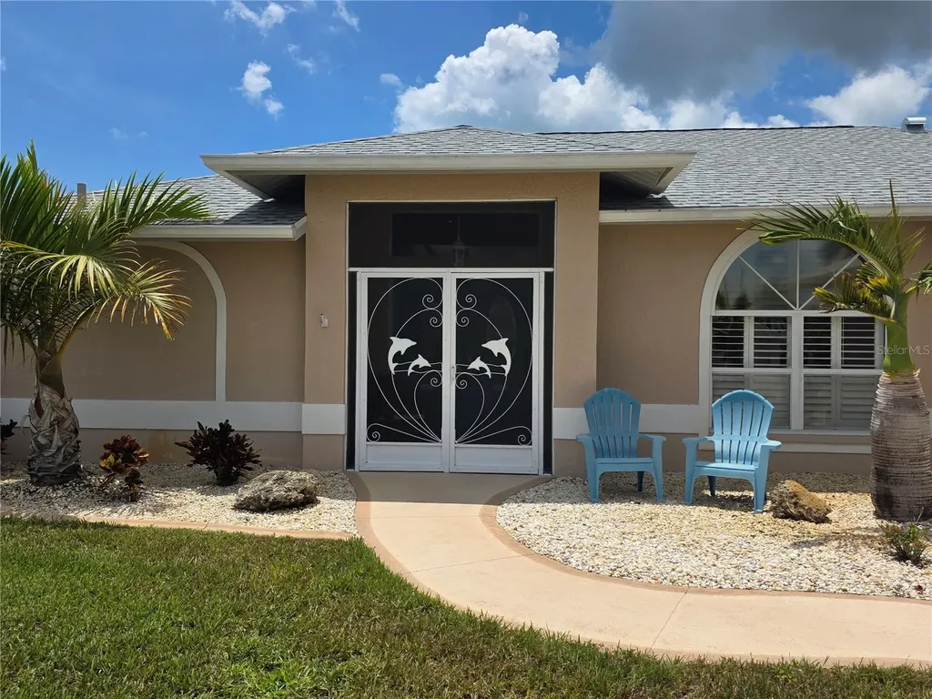 95 Sportsman Road Rotonda West FL 33947