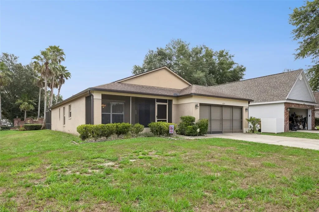 1237 Woodflower Way Clermont FL 34711
