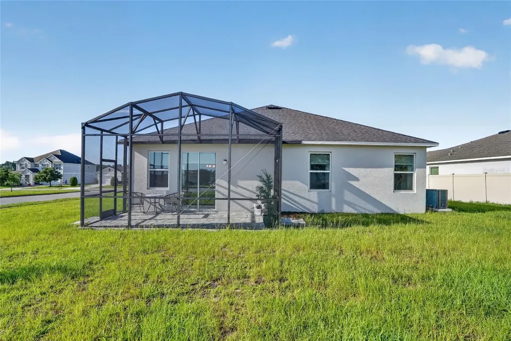 2364 Carriage Pointe Loop Apopka FL 32712