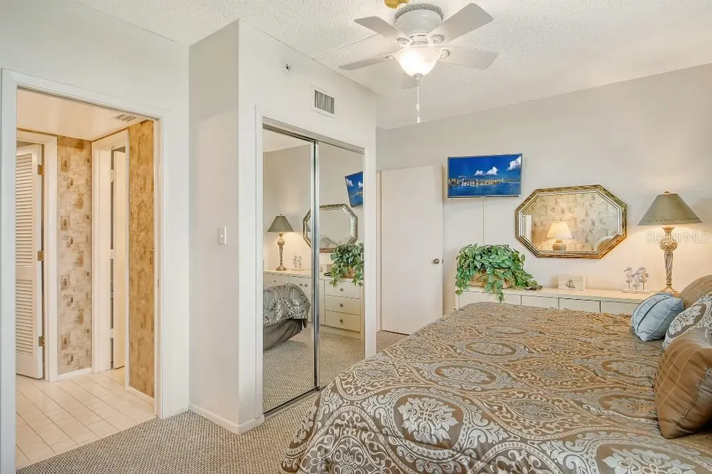 1945 Gulf Of Mexico Drive Longboat Key FL 34228