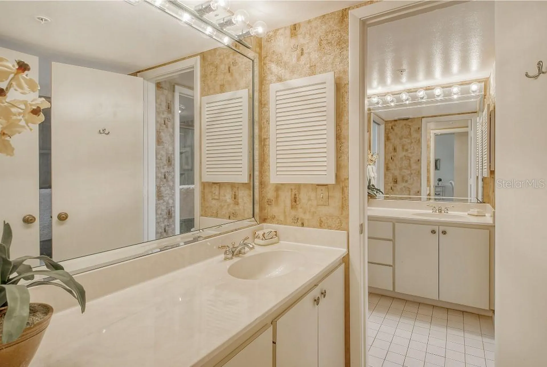 1945 Gulf Of Mexico Drive Longboat Key FL 34228