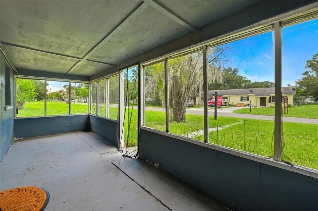 2418 Jungle Street Lakeland FL 33801