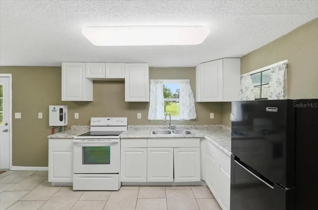 2418 Jungle Street Lakeland FL 33801