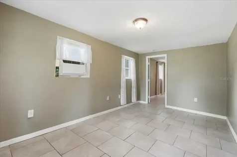2418 Jungle Street Lakeland FL 33801